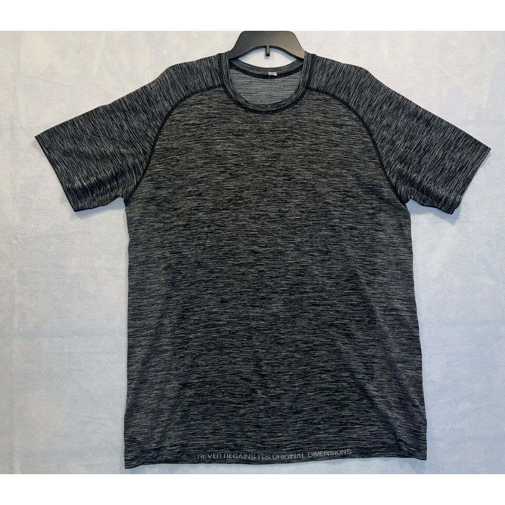 Lululemon Men's Metal Vent Tech Short Sleeve Shirt 2.0 - Black/Gray - XL‎